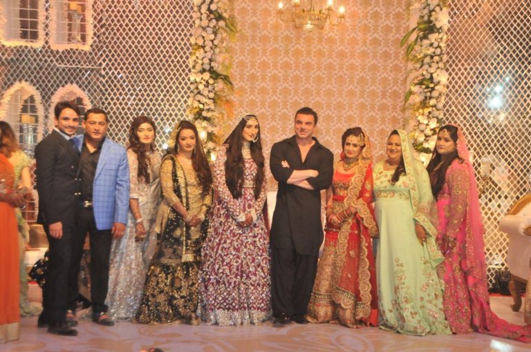 Glitter and Glamour at Barudgar’s Wedding reception, At Bkc,
