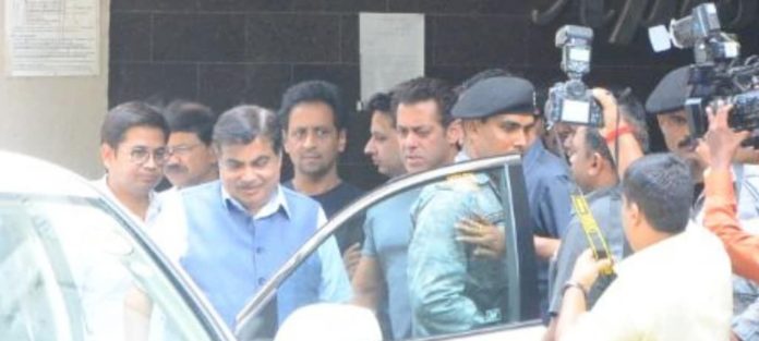 Union Minister Nitin Gadkari Met Actor Salman Khan At His Galaxy Apartment, First Pictures On Hello Mumbai