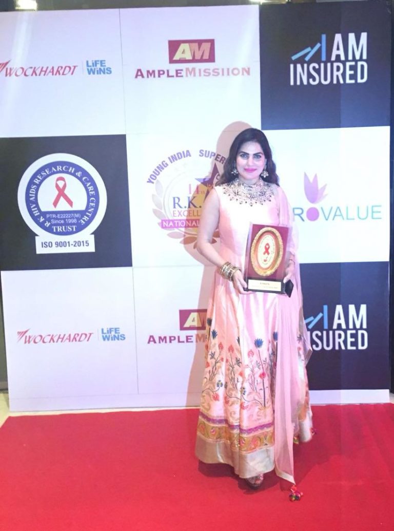 Actress Pammi Motan Honoured with National Award By RK HIV and Aids Research Care Center