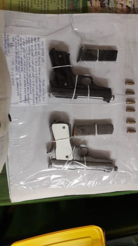 Mumbai Police Arrested Weapon Dealer Chetan Patel With 2 Country Made Pistols From Khar, Accused Sent To Police Custody