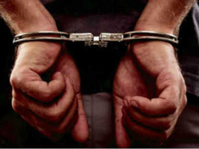 Mumbai : Mumbai Cop arrested for extorting Rs.3 lakh from drug peddler !