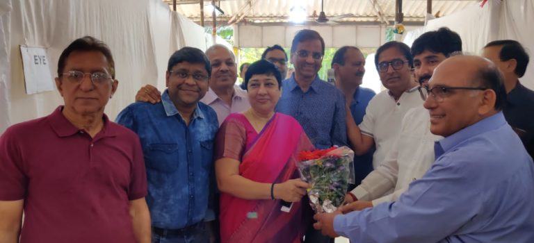 Mumbai : Mumbai BJP MLA Bharti Lavekar attends medical camp , Organised by Rajasthani Mandal in association with  lion kartar singh  in Andheri  Lokhandwala, Pictures here