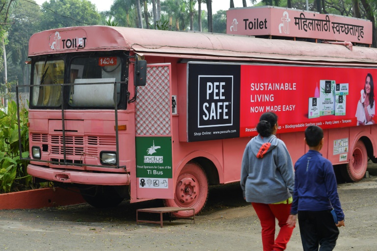 Mumbai: Pune Entrepreneurs Ulka Suvarna and Rajeev Kher Launch “Washroom-On-Wheels” for Women in Pune