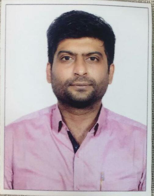 Dongri Chemist, Junaid Ansari Owner of New Plaza Medical Gets Threat Messages That He Will Be Framed in Fake POSCO Case, Dongri Police Registered NC Against 3 Persons