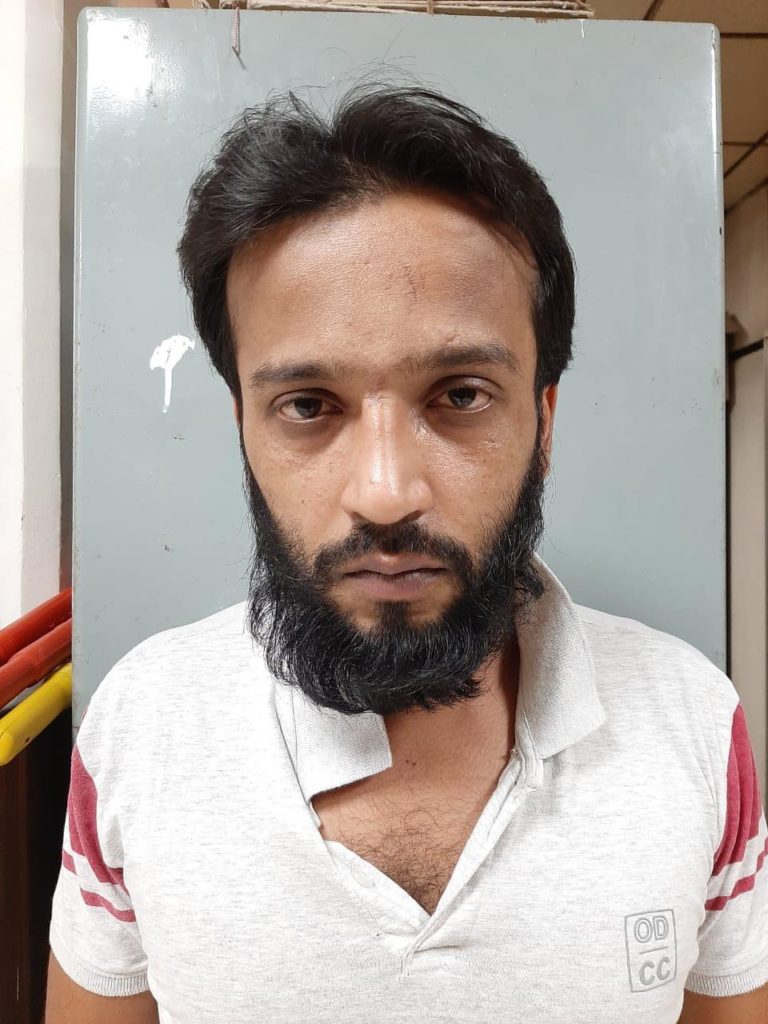 Andheri Lokhandwala Drug peddler Irfan Ansari arrested By NCB from Lokhandwala Circle