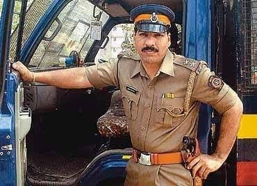 Mumbai’s  top four police officer Daya Nayak , Nandkumar Gopale ,  Sachin kadam and Sudheer Dalvi  transferred out of Mumbai