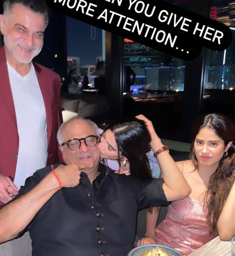 Mumbai actress Janhvi wishes father Boney Kapoor on his birthday with an adorable family picture.