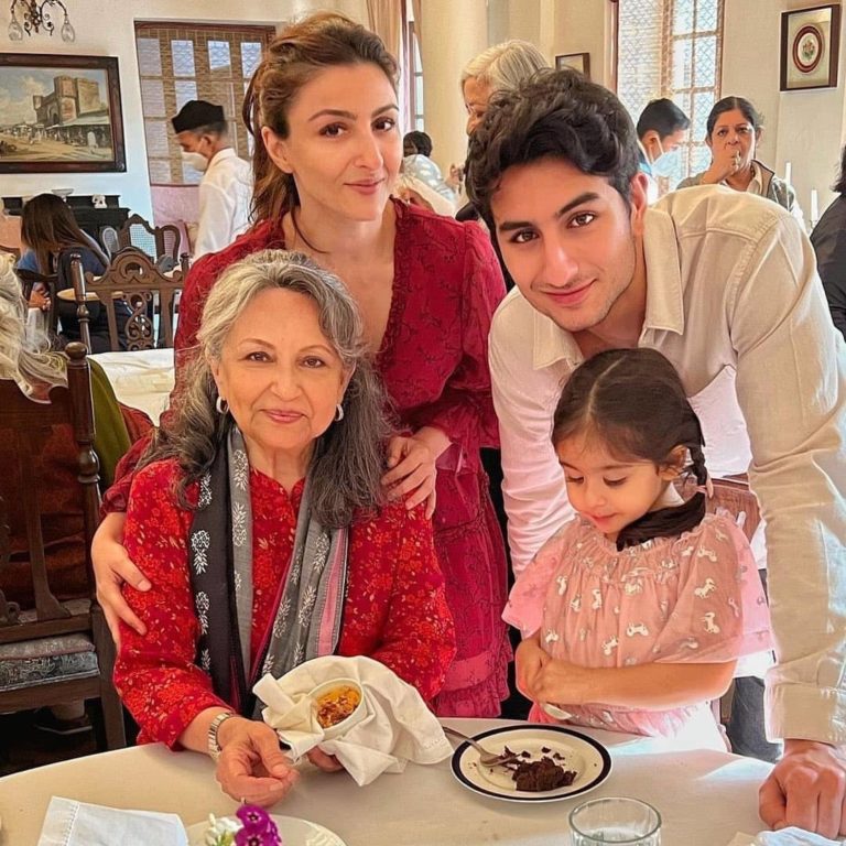 Veteran Actress Sharmila Tagore celebrates her 77th Birthday with daughter and grand children