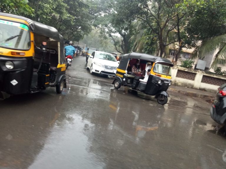IMD issues Yellow Alert for Mumbai Thane and Palghar Heavy Rainfall with gusty winds likely in Mumbai