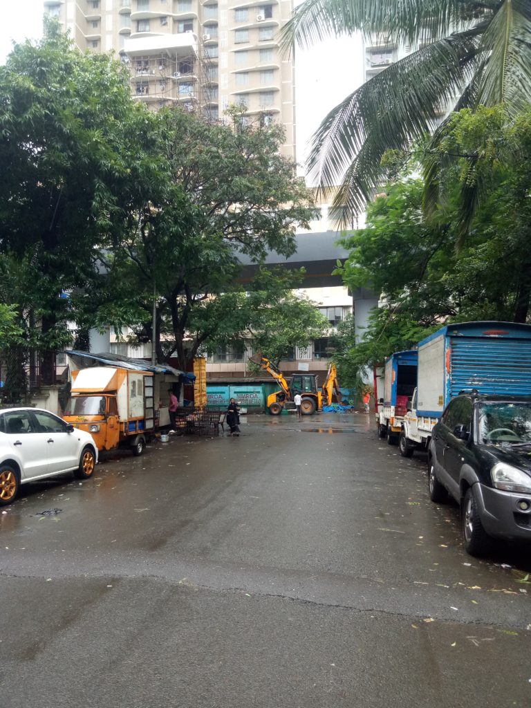 Heavy rain with strong wind lash Mumbai on Tuesday morning Many low-lying areas flooded