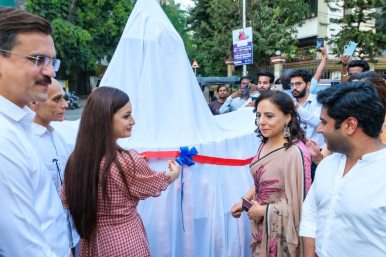 Actor Dia Mirza Inaugurates Sangeeta Babani’s Sculpture ‘Quest for Knowledge in Pali Hill,Bandra,See Pictures here