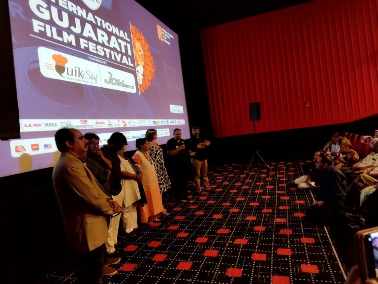 4th Edition of Vadilal International Gujarati Film Festival opening day    with the grand première of Gujarati Film ‘Locha Lapsi’ Starring Malhar Thakar at Cine Lounge, Chicago, USA