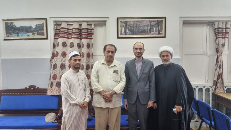 Mohammad Reza Fazel Director of Iran Culture House Mumbai visits Irani Moghul Masjid in South Mumbai,See Pictures here
